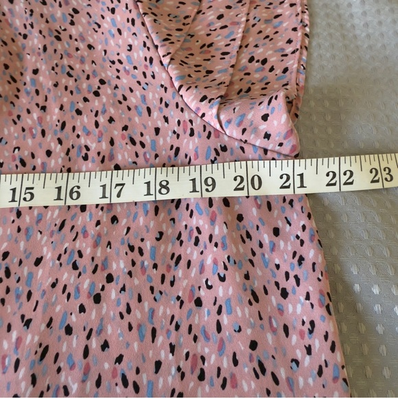 Liz Claiborne Pink Patterned Ruffle Sleeve Blouse - Picture 5 of 6